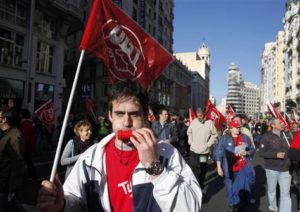 29.03.12 Madryt. Młodzi indignados i związkowcy zjednoczyli się podczas strajku generalnego.
