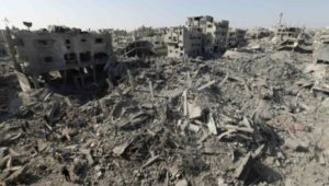 Ataki Izraela na Gazę zabiły około 2150 Palestyńczyków – według ONZ 70  procent ofiar to cywile. Władze Izraela tą rzezią nic nie osiągnęły – zaskoczone były, że zginęło "aż" 65 izraelskich żołnierzy (i pięciu cywilów w Izraelu).